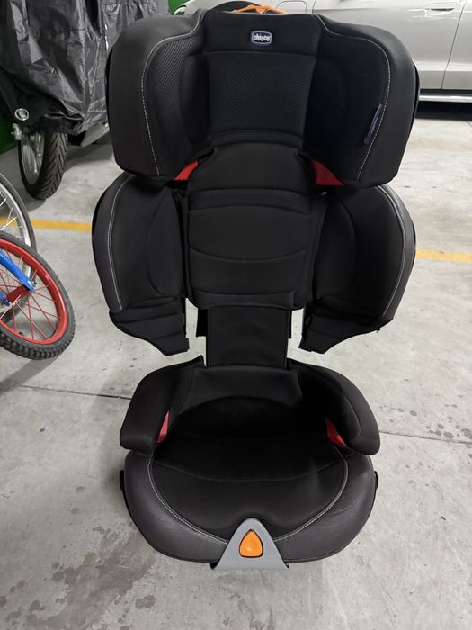 Cadeira chicco para automovel