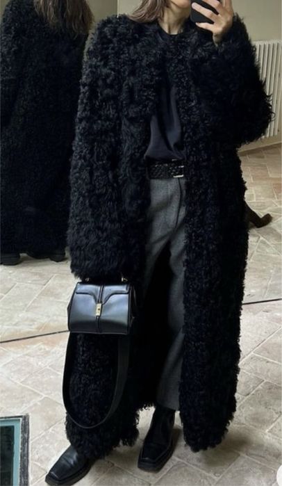 Шуба з овчини тіградо MAX MARA