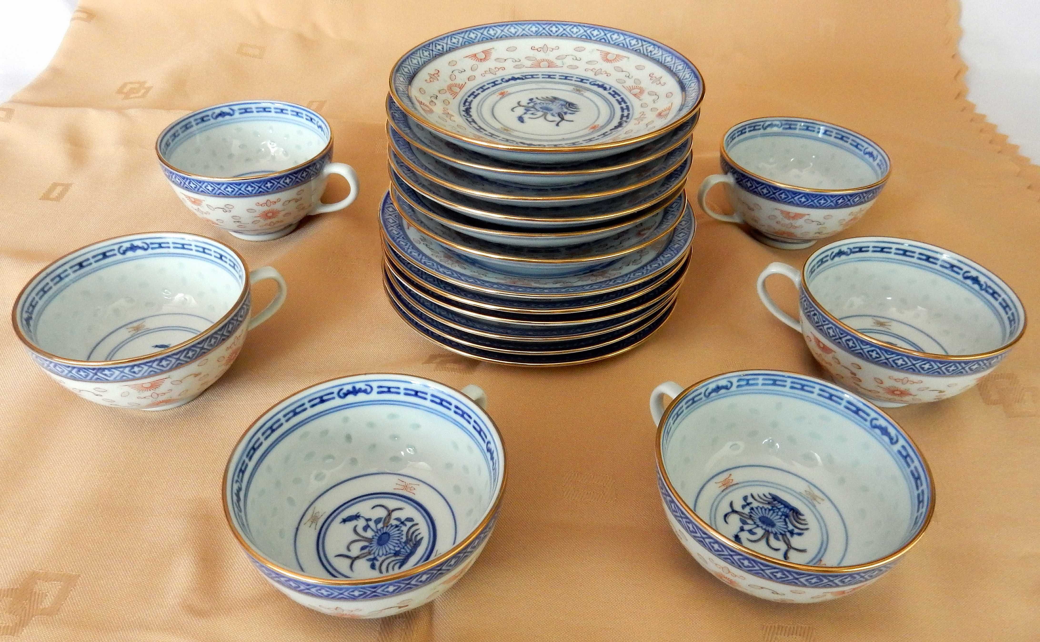 Zestaw porcelanowy - porcelana filiżanka, spodek, talerzyk - 6 sztuk