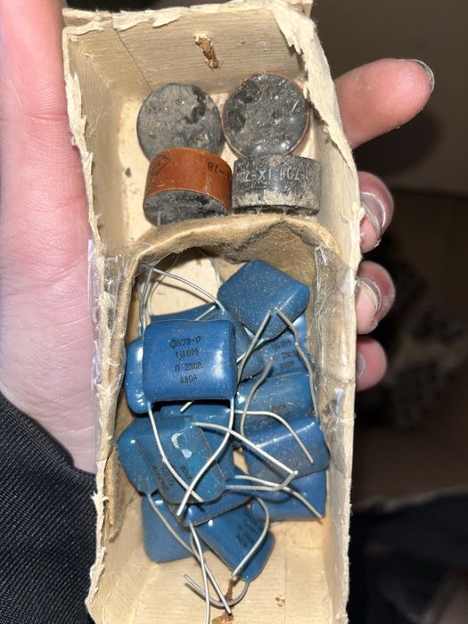 Продам мікросхеми і т.д різноманітного