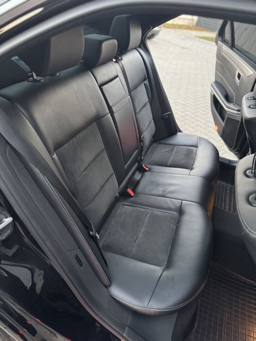 Mercedes Benz E200 2.2дизель  2015рік