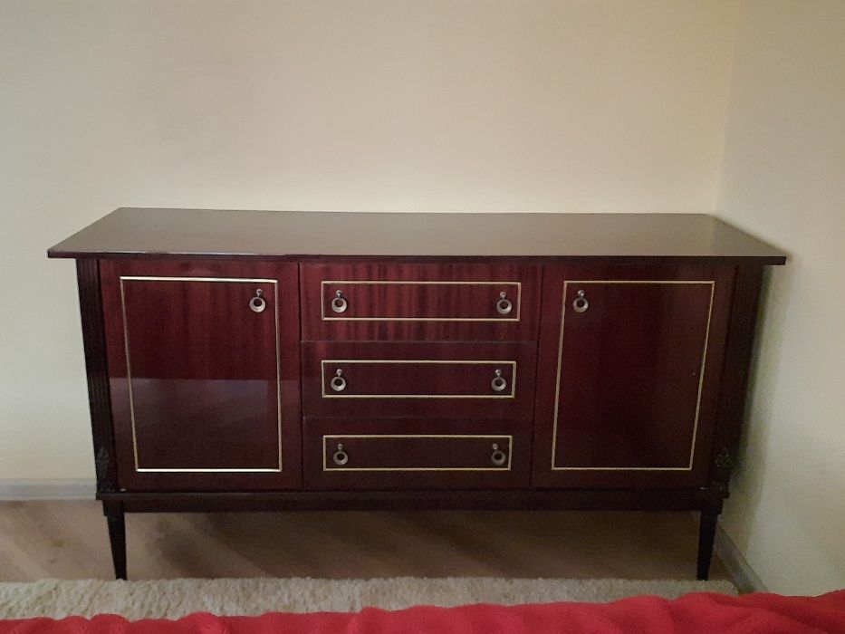 Стенка в гостинную, спальню