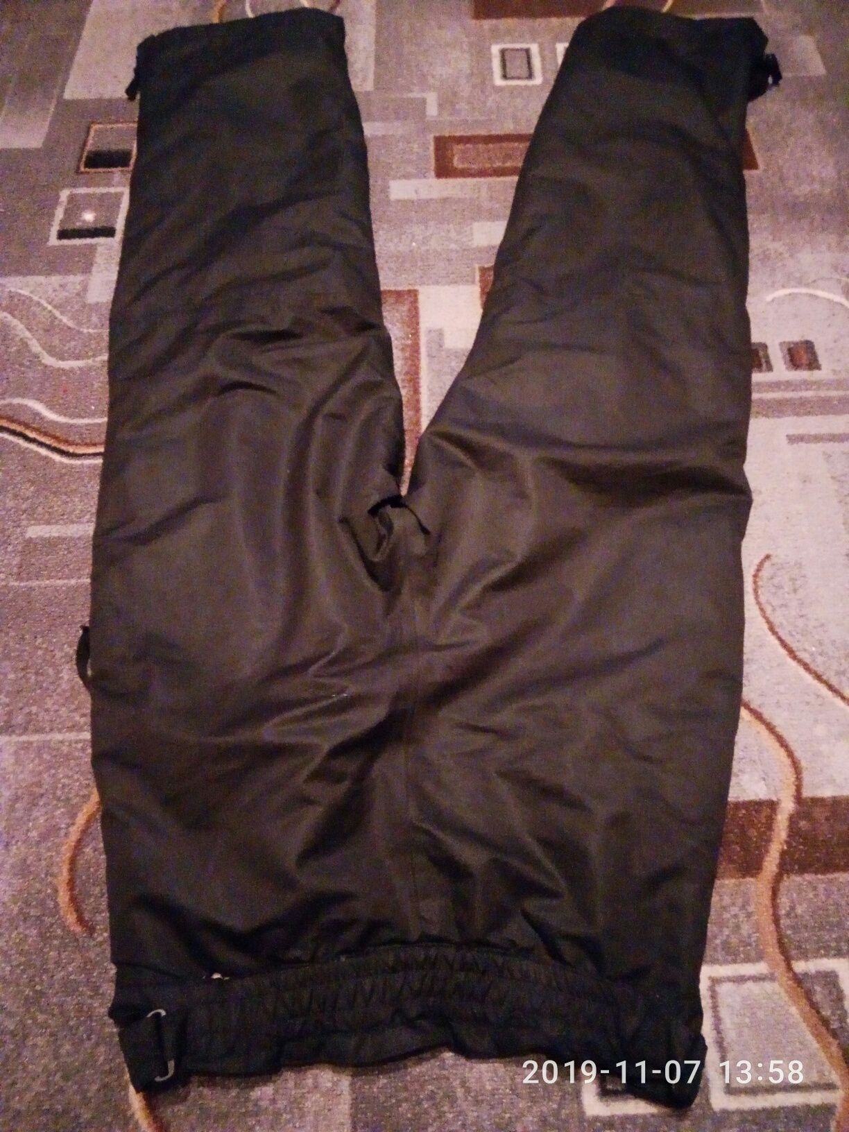 Продам мужские горнолыжные штаны на рост 164см