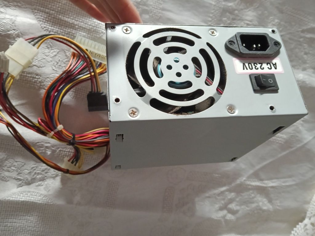Fonte de alimentação 450W
