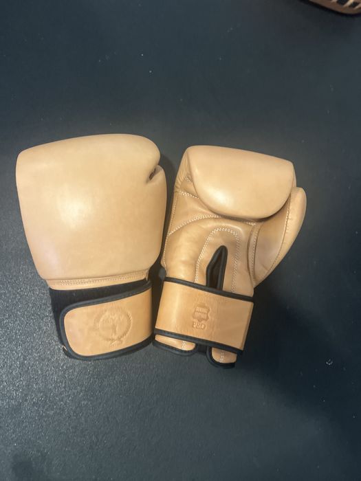 Saco de treino boxe + luvas + pads + corda