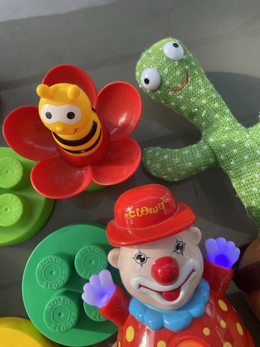 Brinquedos educativos  interativos musicais