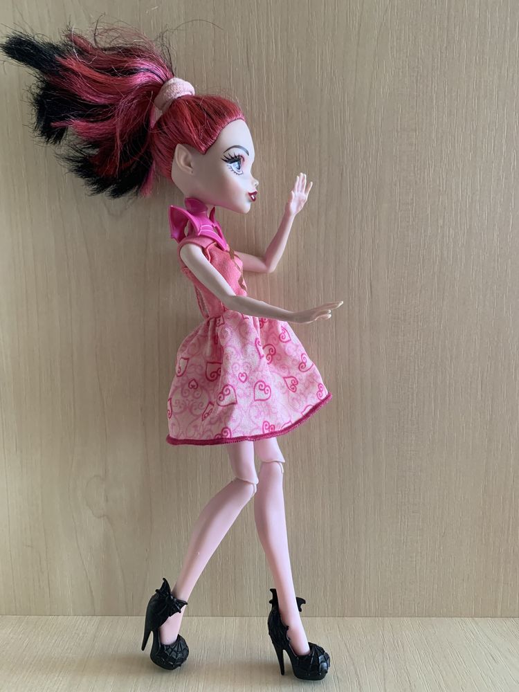 Кукла Monster high