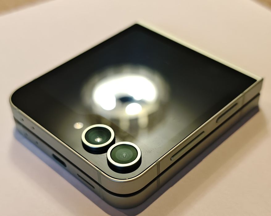 Samsung Flip 6 12/256, Mint