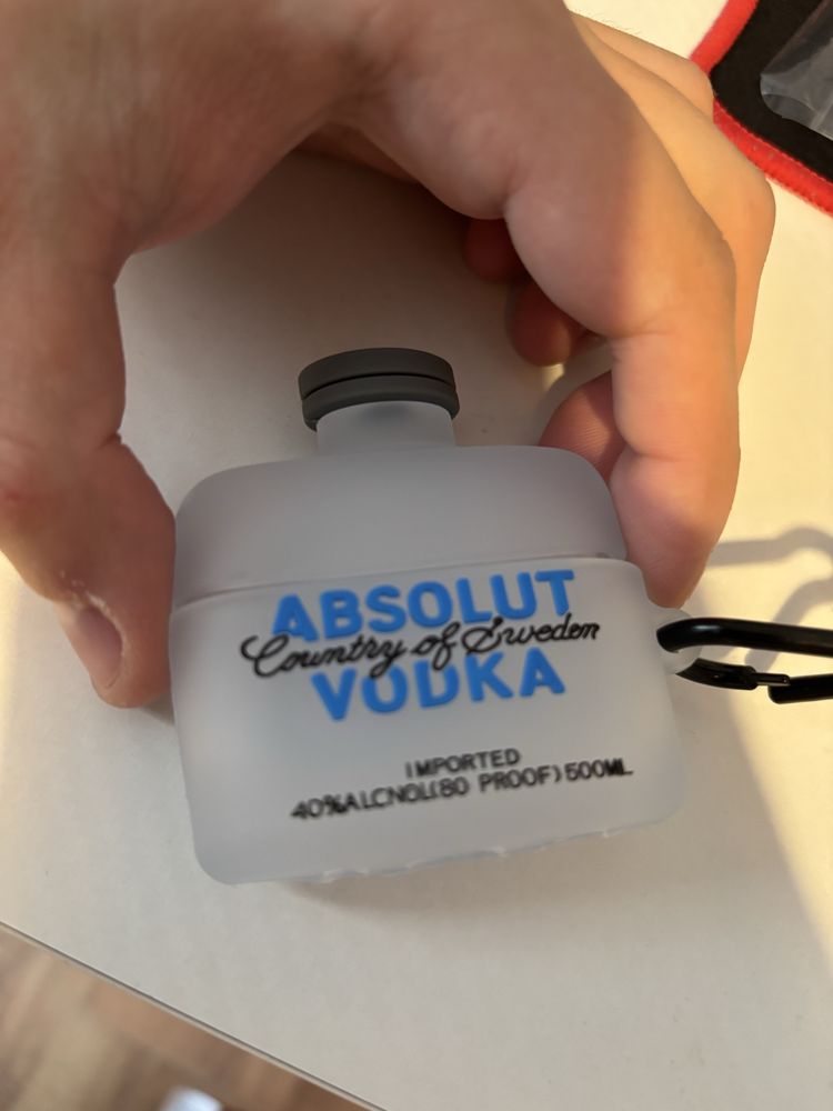 Etui AirPods 2 stan nowy