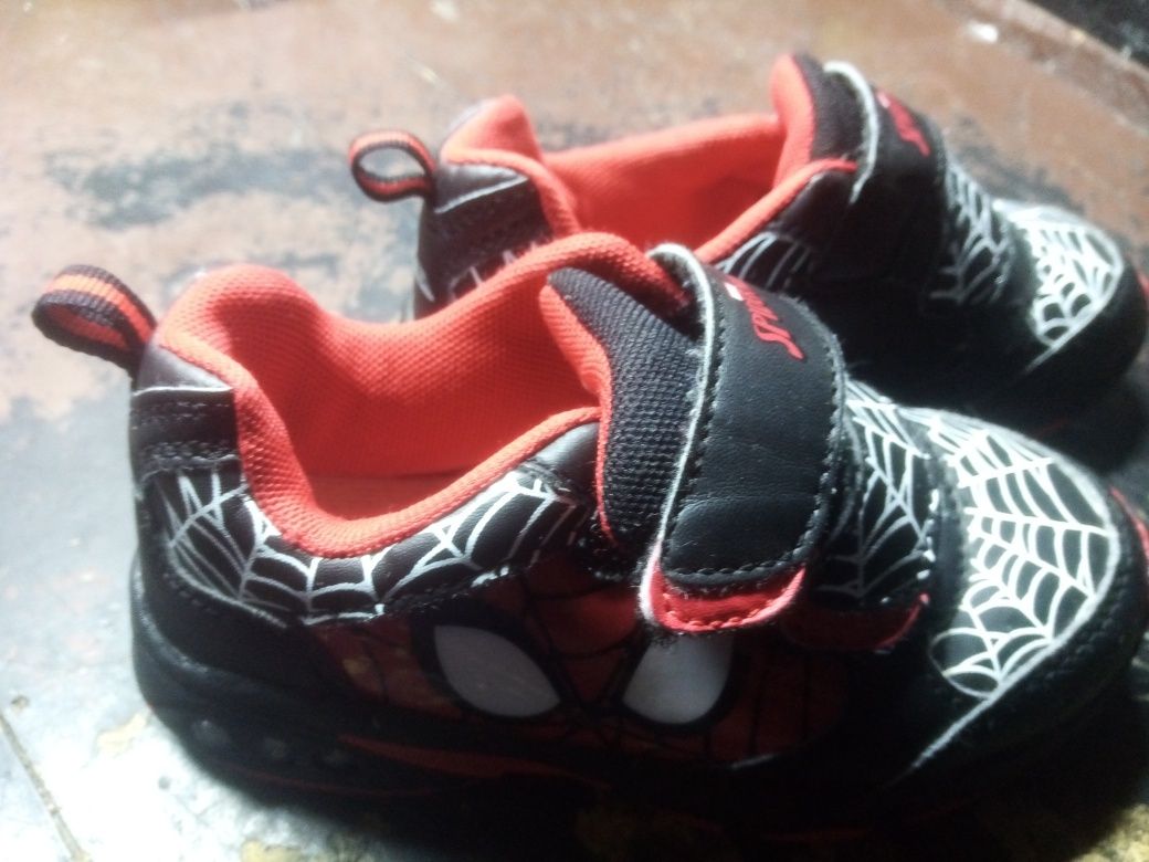 Świecące buciki Spiderman rozmiar 27