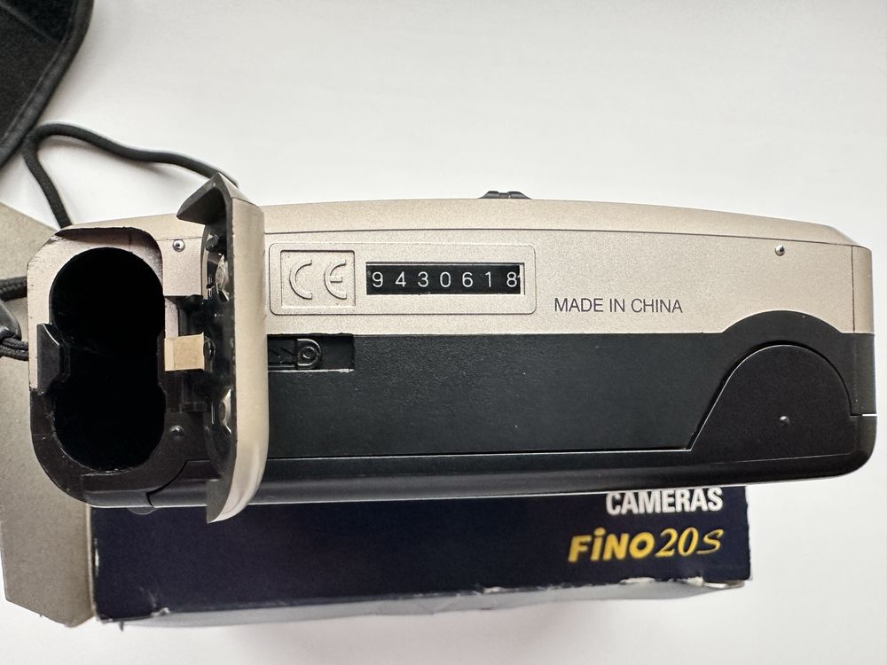 Плівковий фотоапарат Samsung Fino 20S