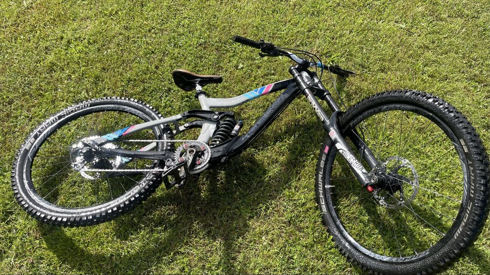 Rower Enduro DH Votec 2019 rockshox boxxer