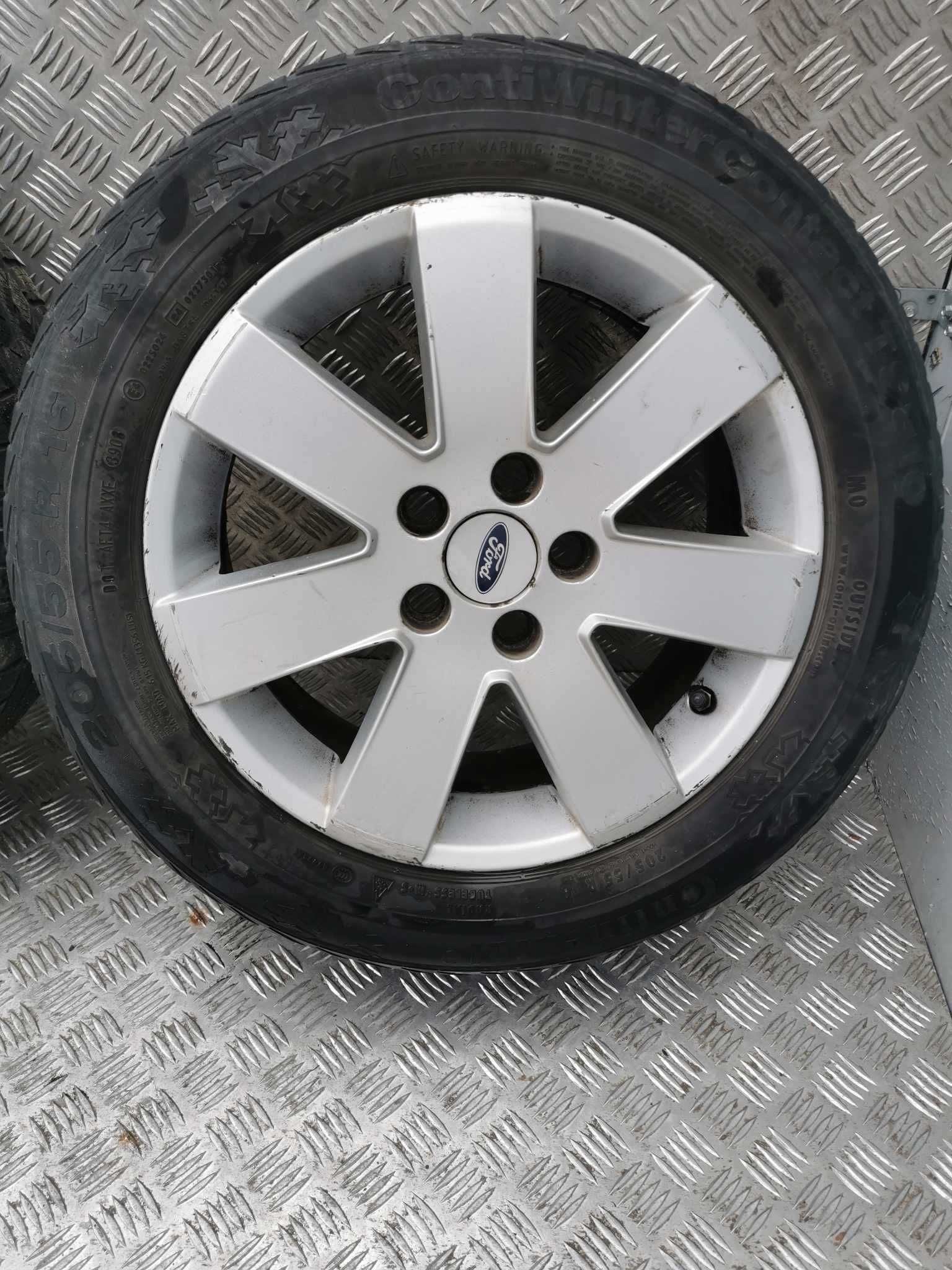 Alufelgi FORD Felgi 5x110 16 cali Opony Zimowe ET52,5