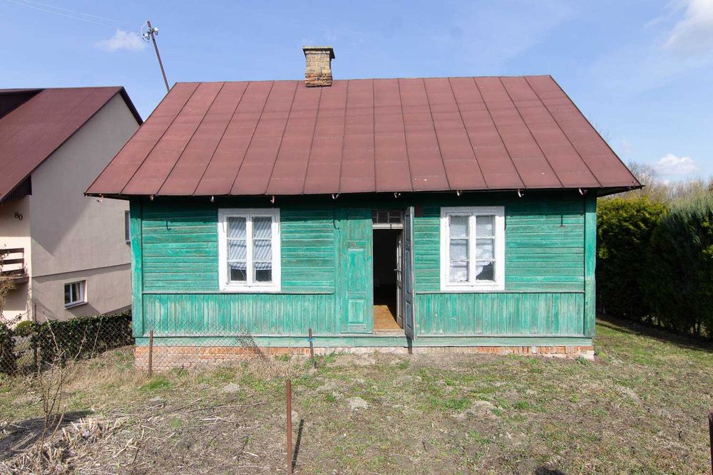 Działka z zabudowaniami  Komarów Osada