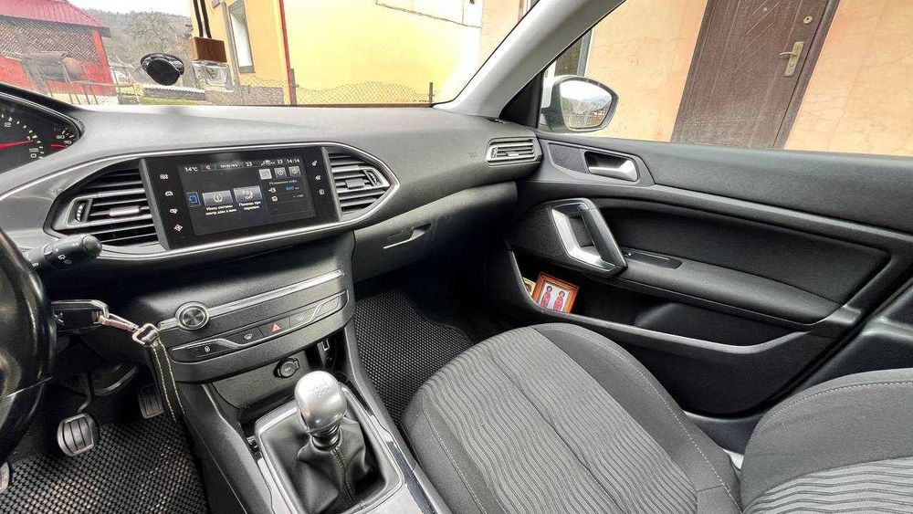 Peugeot 308 SW T9 2015 1.6CTDI