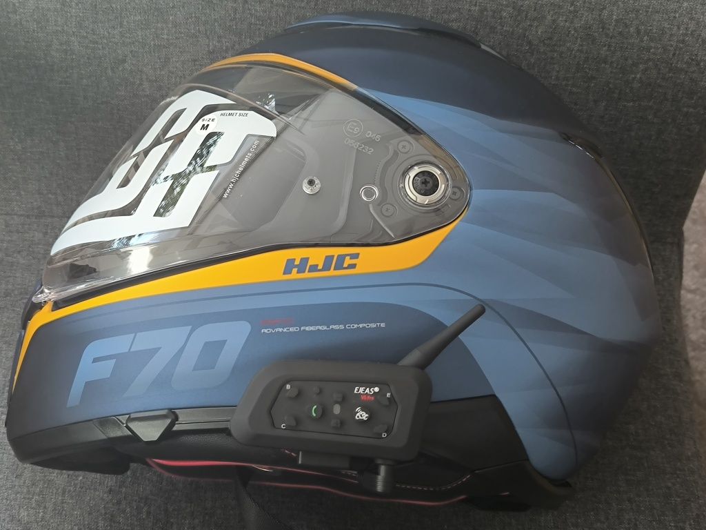Kask HJC F70 M Feron nowy z interkomem