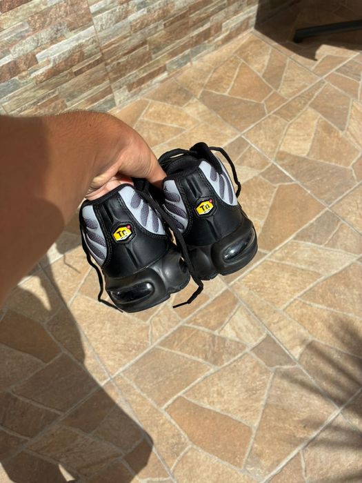 Tenis Nike TN  ...