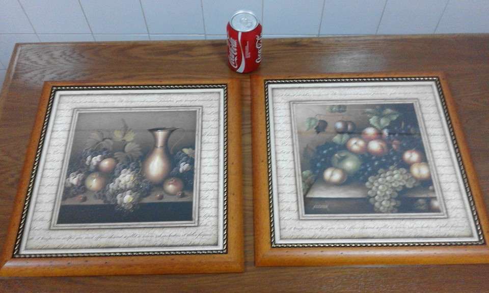 2 Quadros decorativos, molduras com vidro (novos)