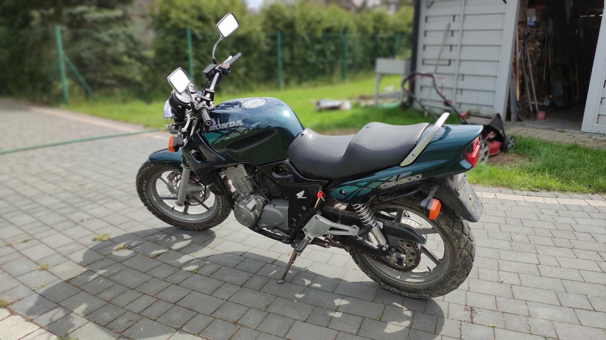 Honda CB500 zarejestrowana, uszkodzona, OC + PT aktualne