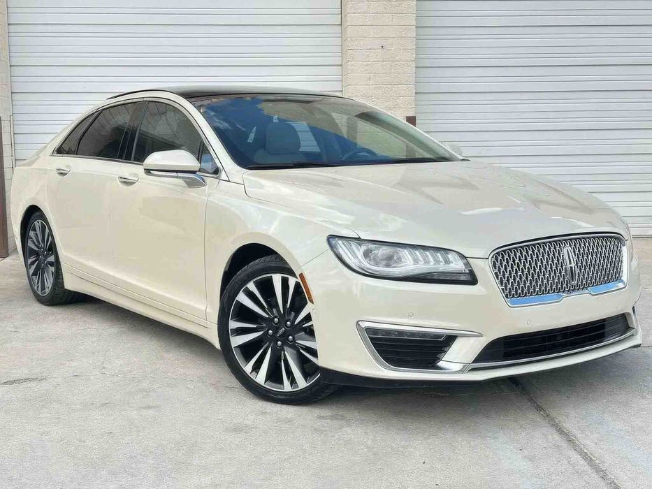 Lincoln MKZ Hybrid Reserve      2018