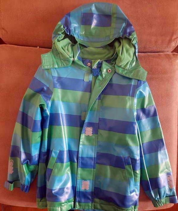 Курточка ВОДОВІДШТОВХУВАЛЬНА на флісі розмір 110/116