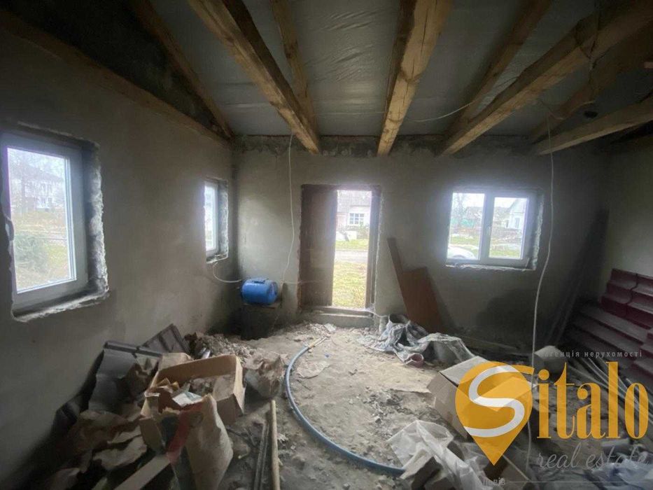Продаж частини цегляного будинку,  с. Стоянів Радехівський район