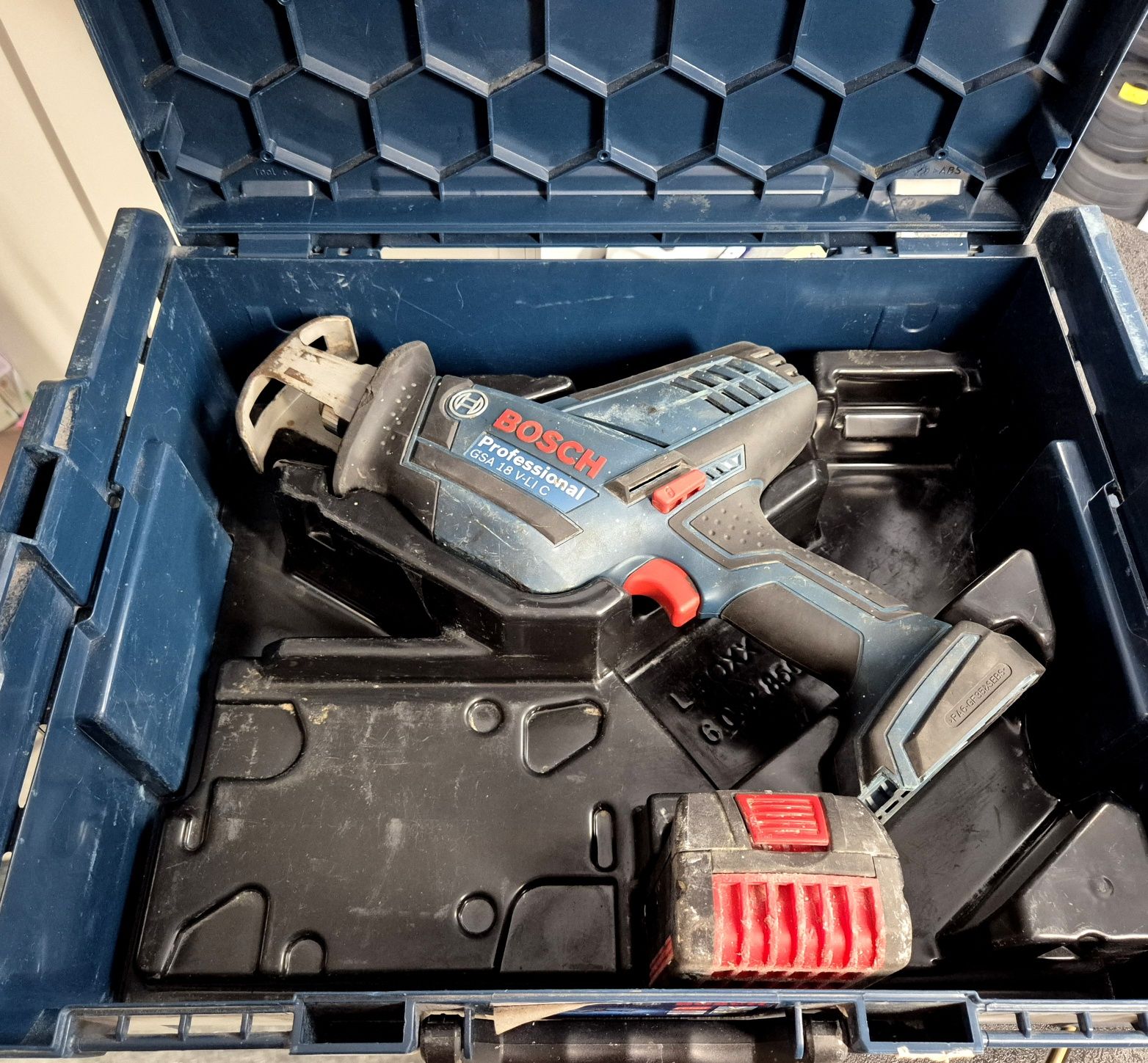 Piła szablasta BOSCH GSA 18V-LI C, Komis Jasło Czackiego