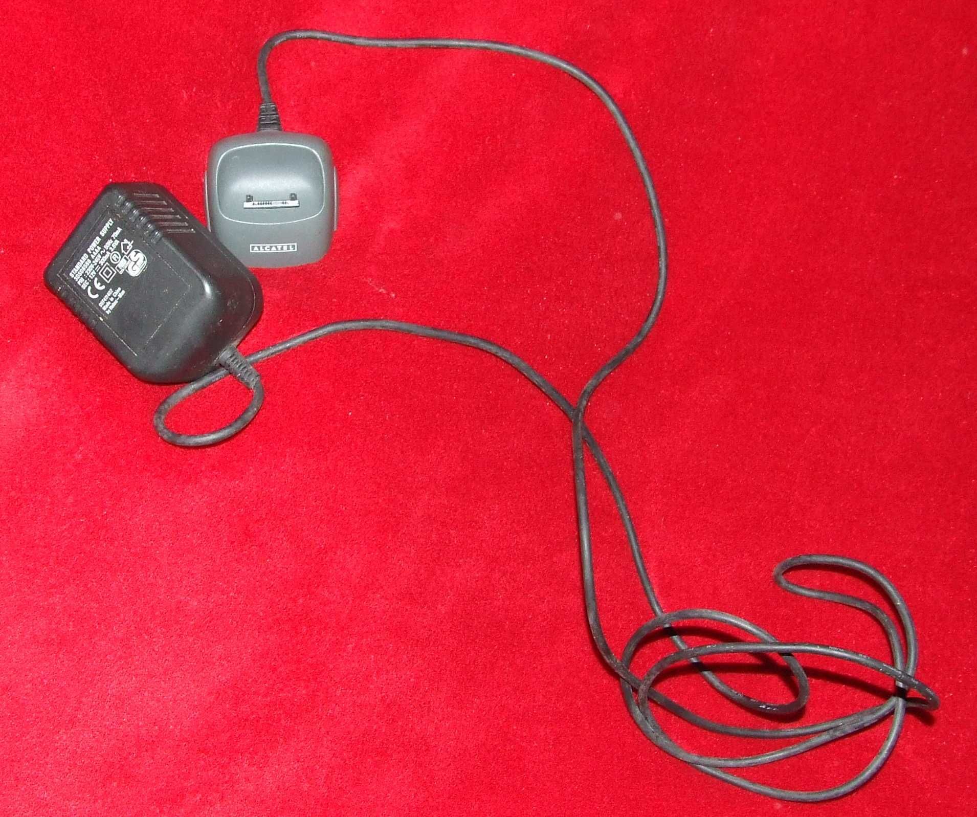 Ładowarka do telefonu zasilacz Alcatel One touch easy db z 2000 roku