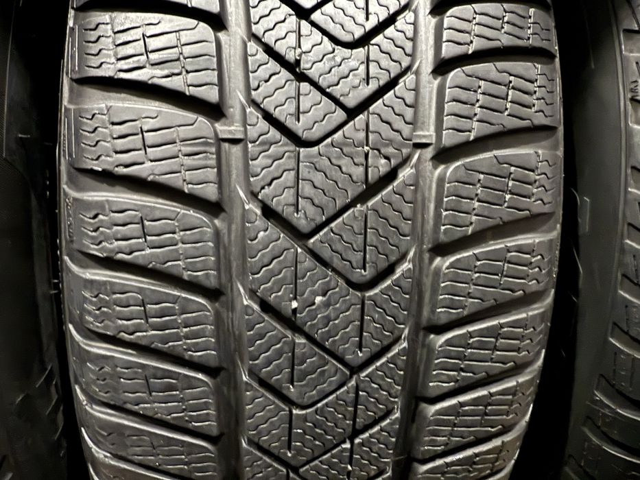 245/50 r19 Pirelli run flat 4 шт.