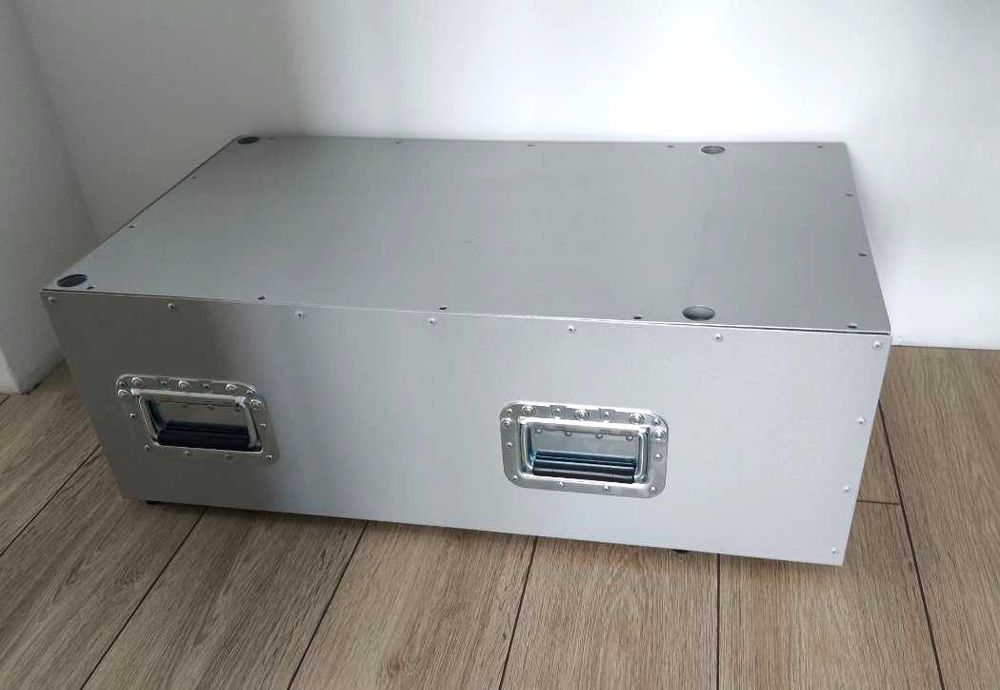 металевий корпус для LiFePo4 батареї на 15 кВт на 16 комірок EVE 280