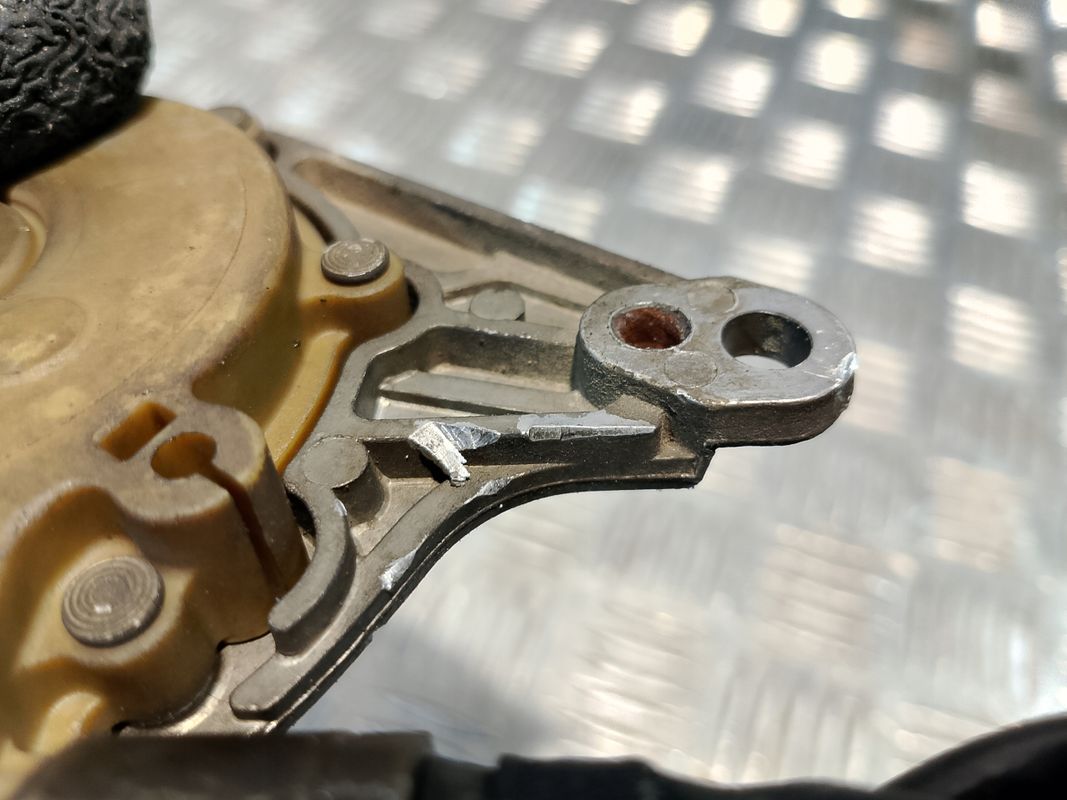 Pozycjometr Skrzyni Biegów Audi A6c5/2.4 B
