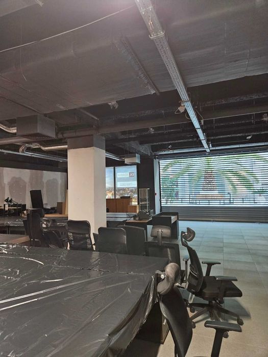 Lokal handlowy na parterze w super lokalizacji