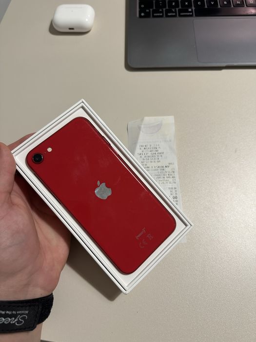 Iphone se 2 (2020) produkt red