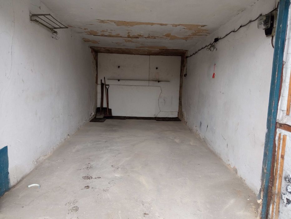 Sprzedam garaż murowany