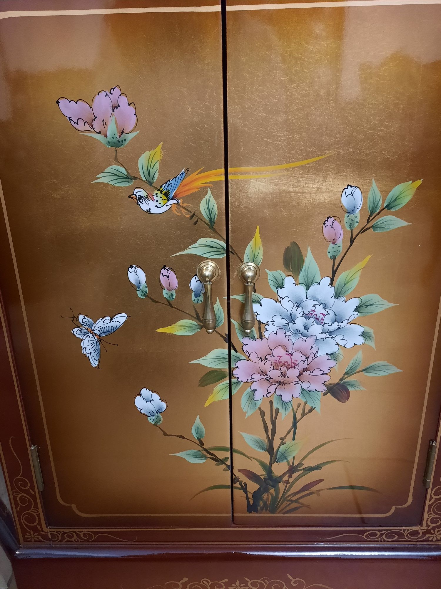 Комод китайський