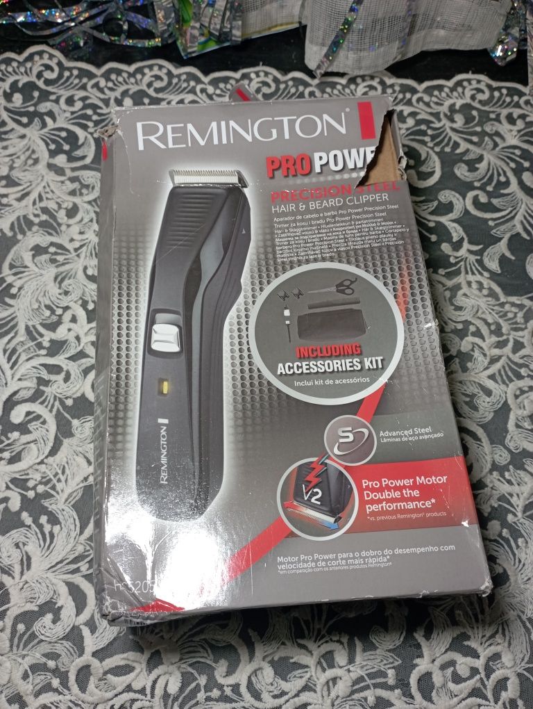 Машинка для стрижки волос REMINGTON HC5200