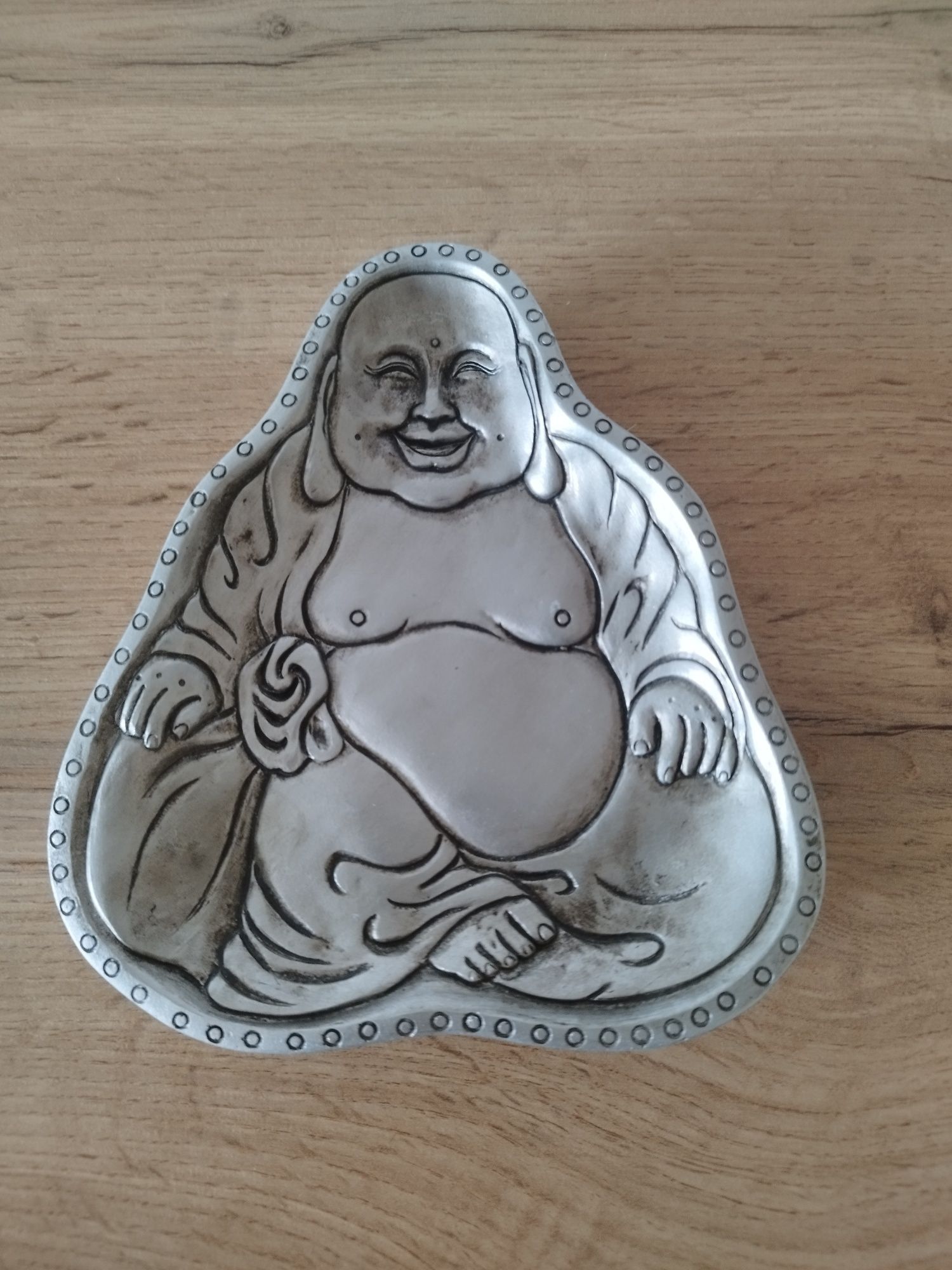 Patera, tacka w kolorze srebrnym Budda