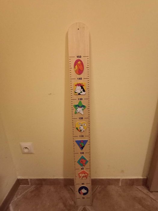 Miarka wzrostu dla dziecka na ścianę