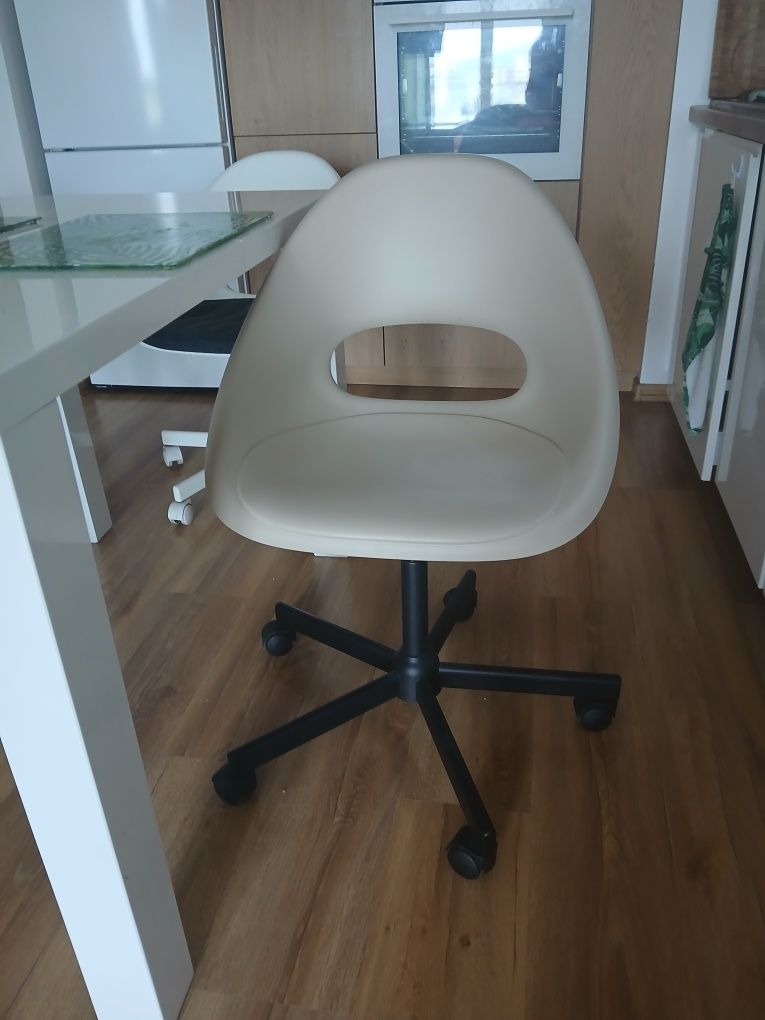 Krzesło obrotowe IKEA