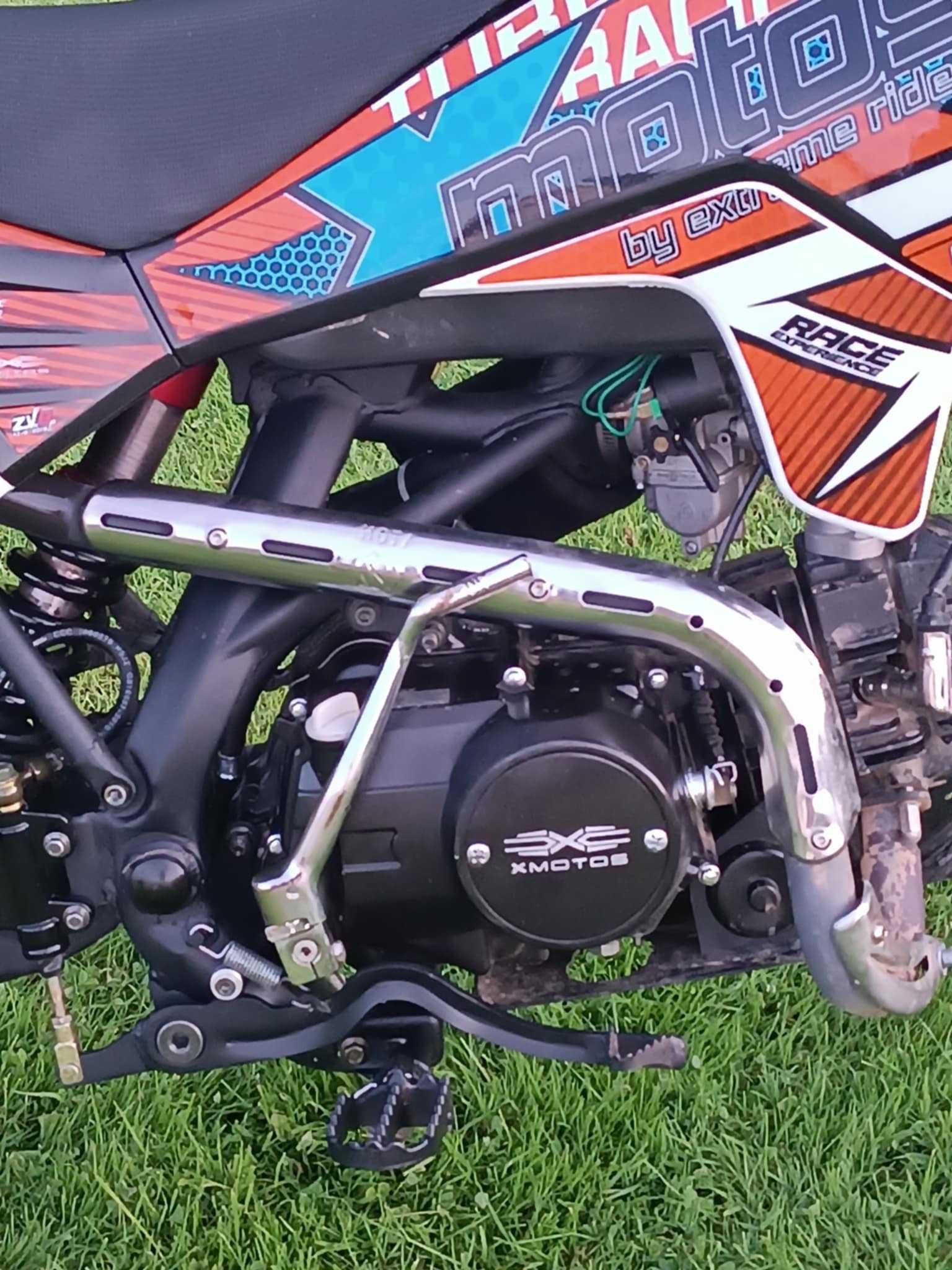 Cross X-motos 125 ccm