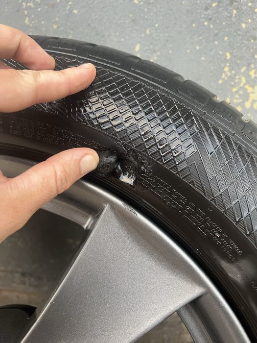 Диски з шинами R17