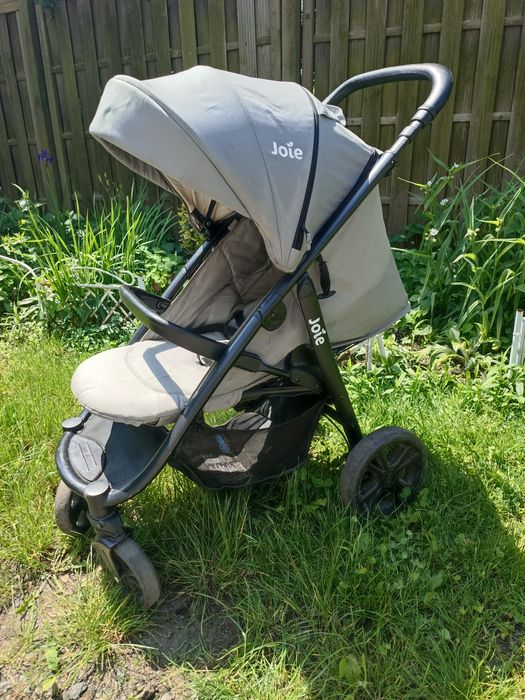 Wózek spacerowy, spacerówka joie
