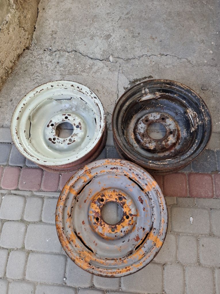 Felgi stalowe żuk 16" cali przyczepka traktor sam