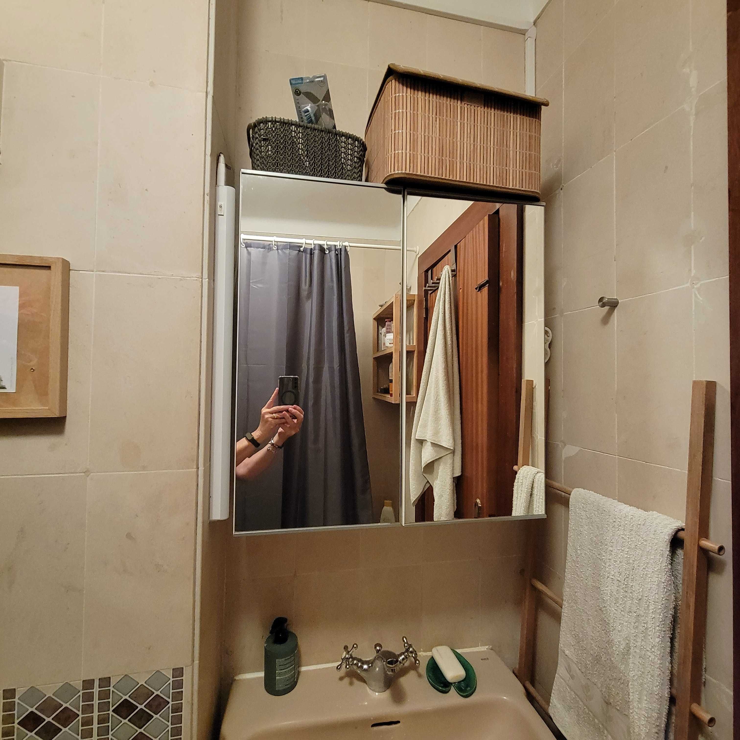 Movel de casa de banhos espelho IKEA