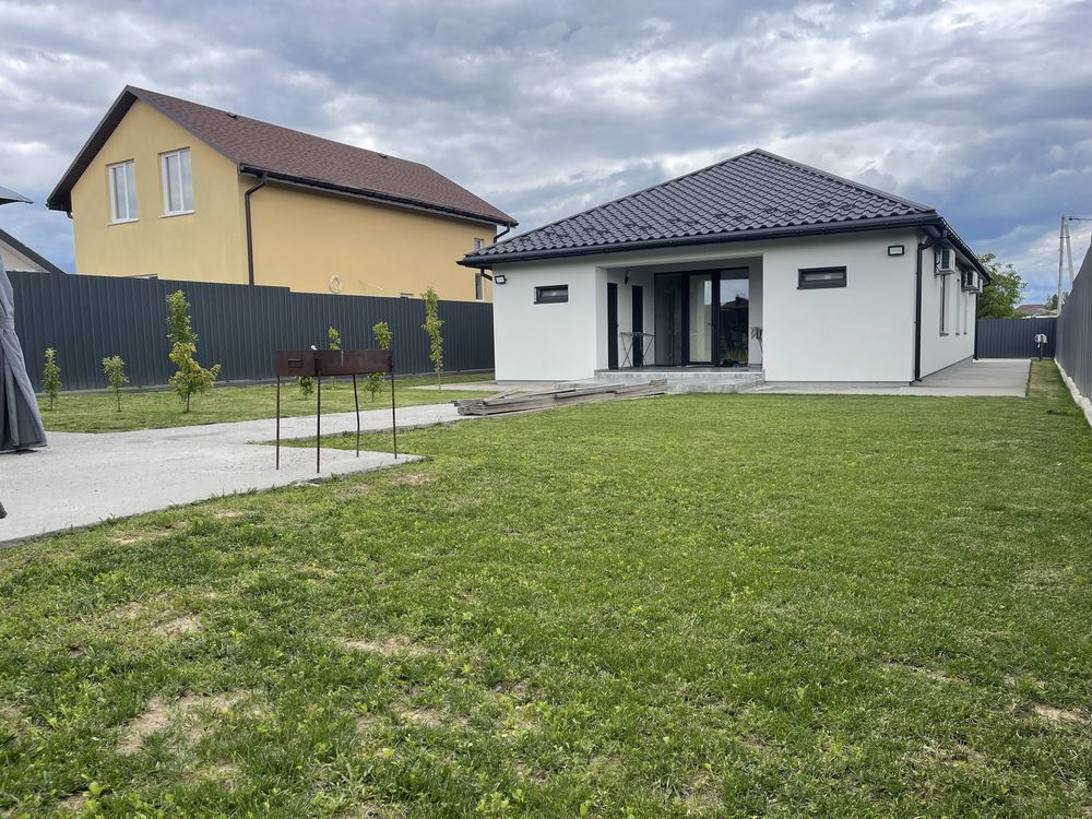 Продається одноповерховий будинок з ремонтом Нові Петрівці