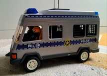 Karawelka Bus Policyjny Playmobil