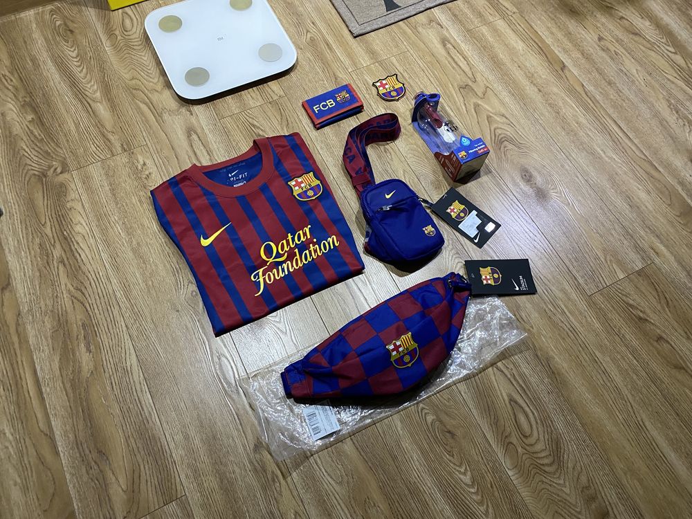 Лот Nike FC Barcelona сумка мессенджер бутылка