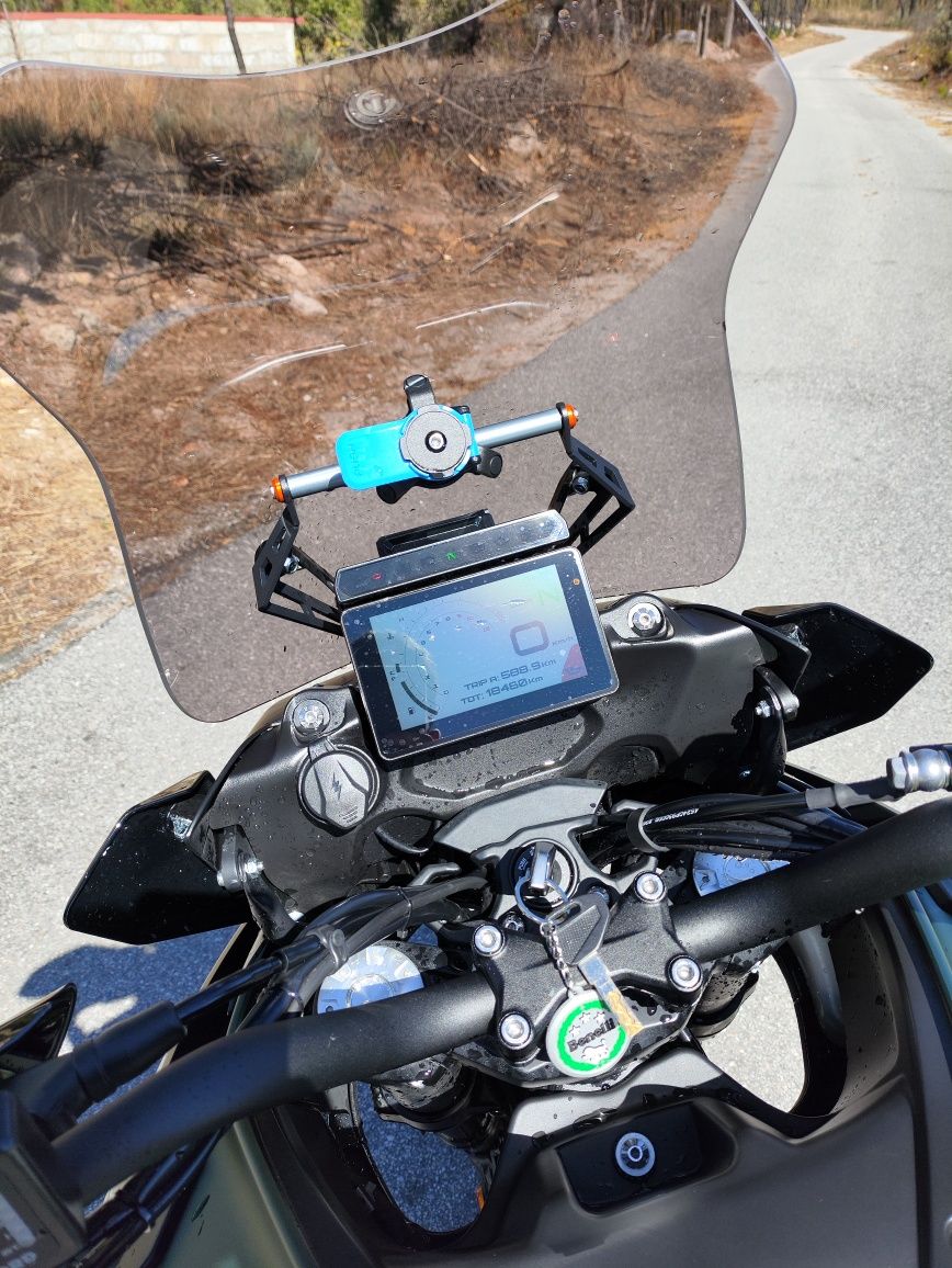 Benelli TRK 702X