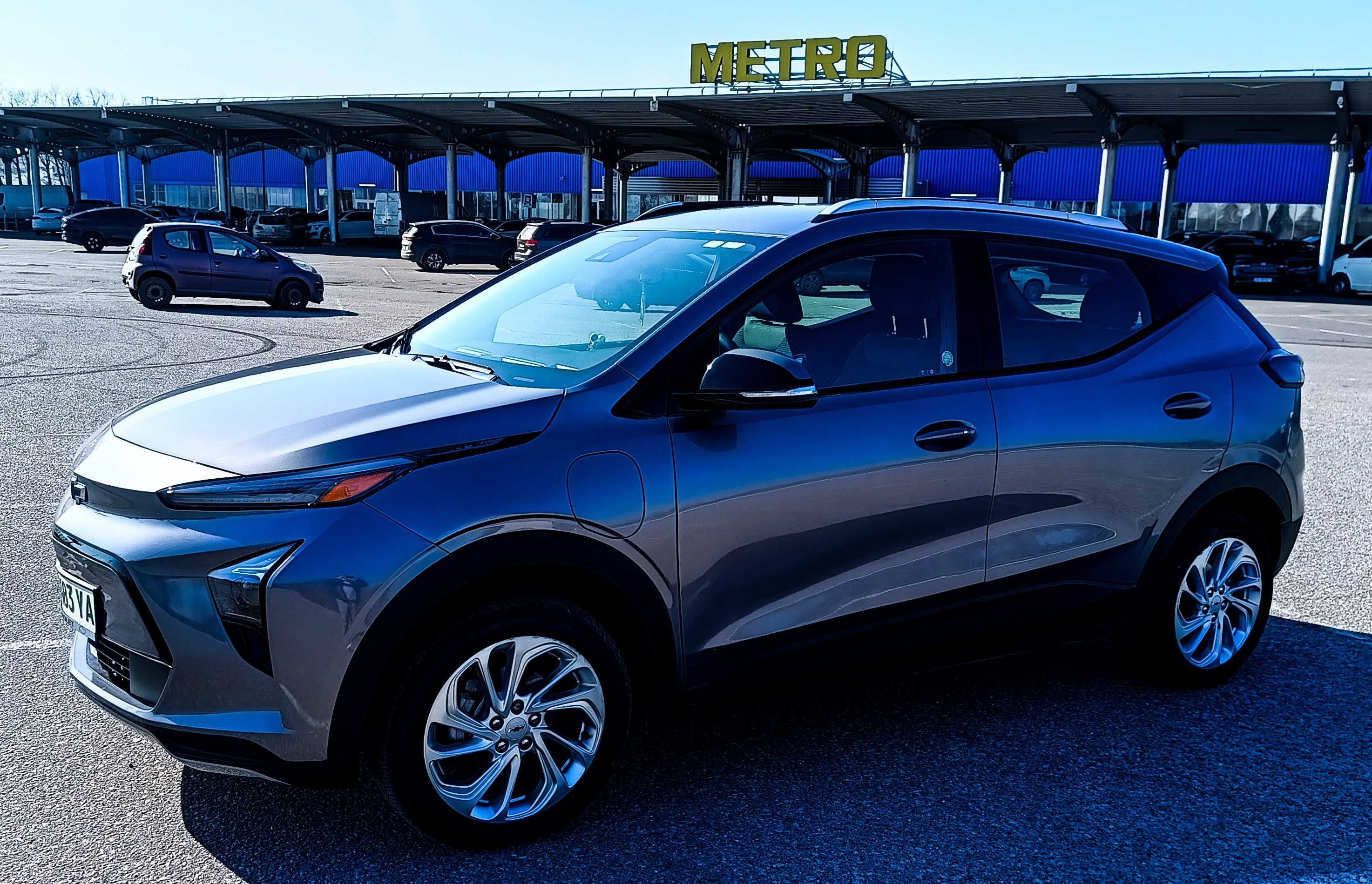 Chevrolet Bolt EUV 2023р новий сімейний хачбек універсал кросовер