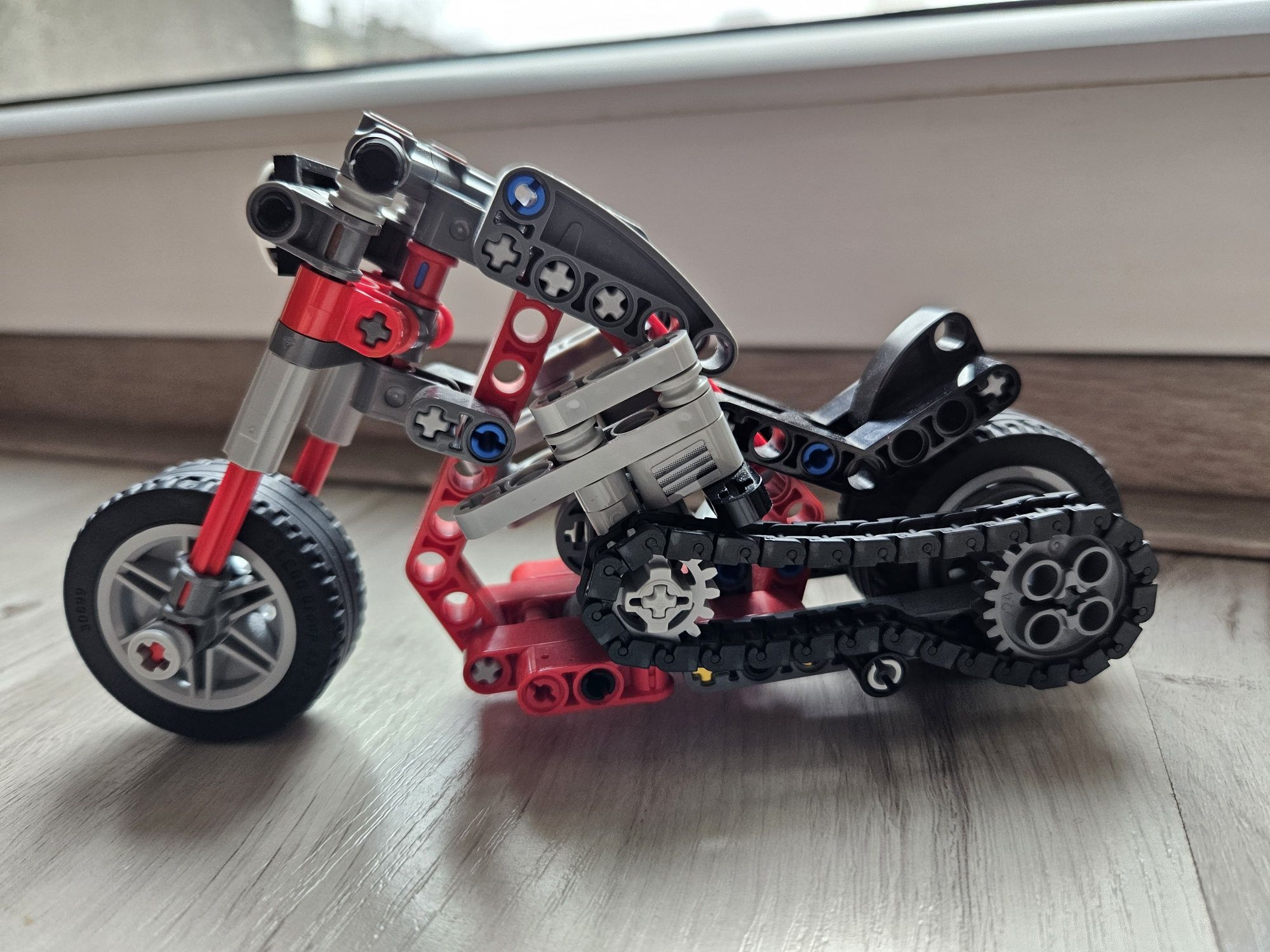Lego 42132 motor